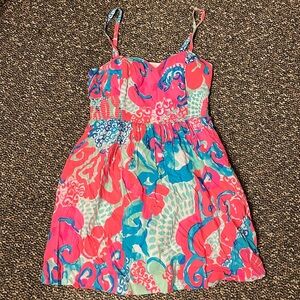Vibrant and Fun Lily Pulitzer Dress!